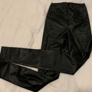 Aritzia Wilfred free Daria pant - size small